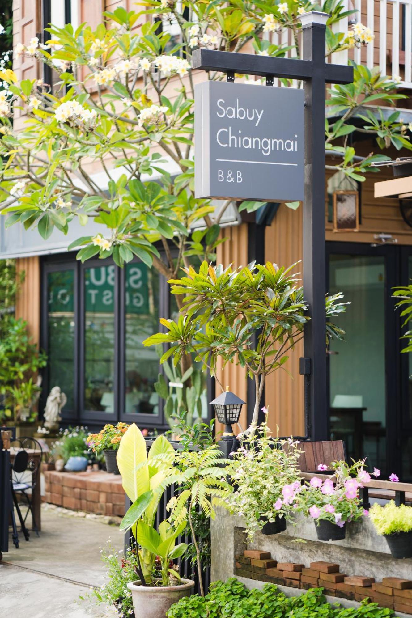 Sabuy Chiangmai Hotel Chiang Mai Exterior foto
